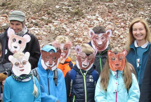 Jugendclub-Kinder überraschen als Feldhamster bei Jubiläumsevent des Fördervereins